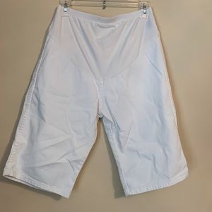 Maternity white shorts